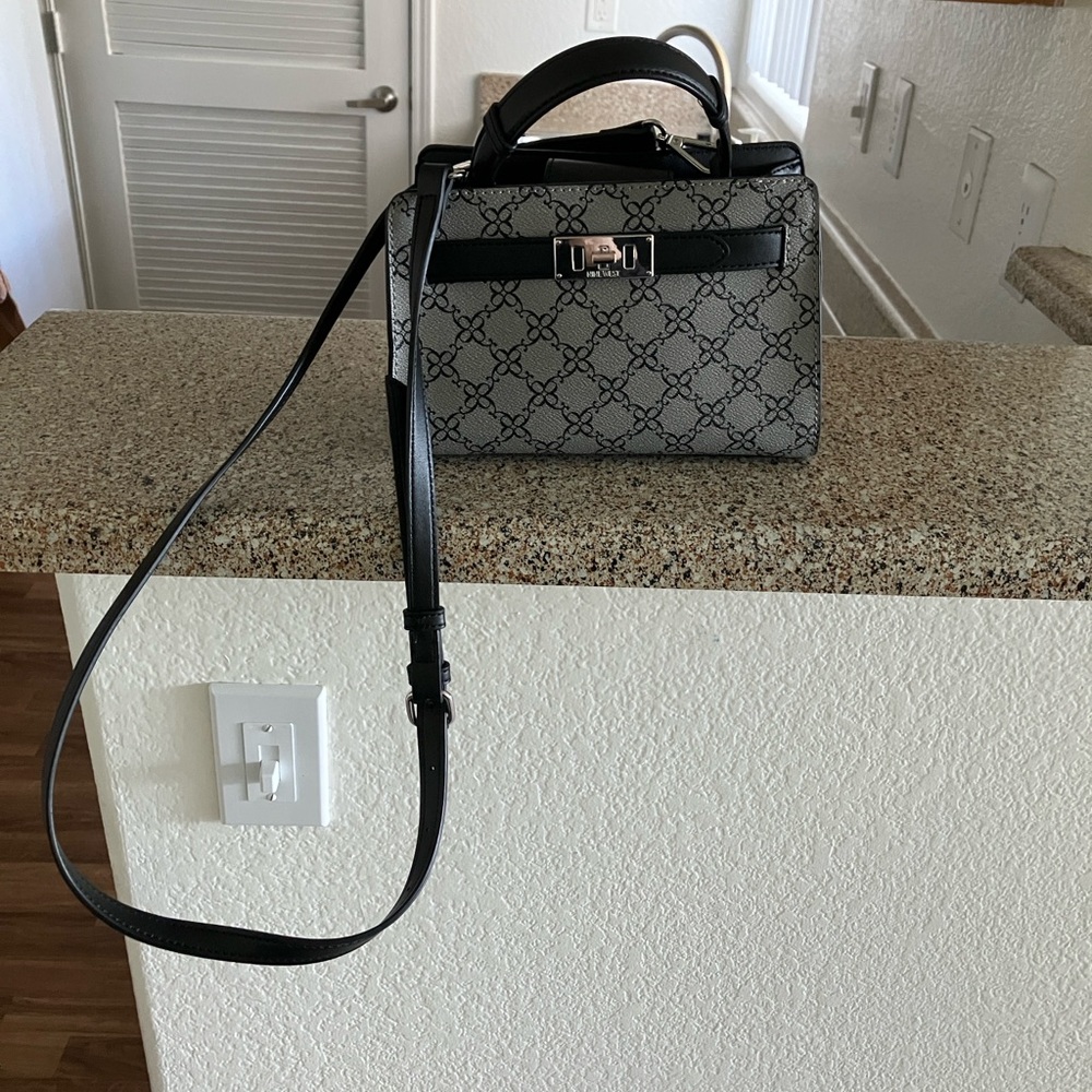 Very gently used Nine West purse